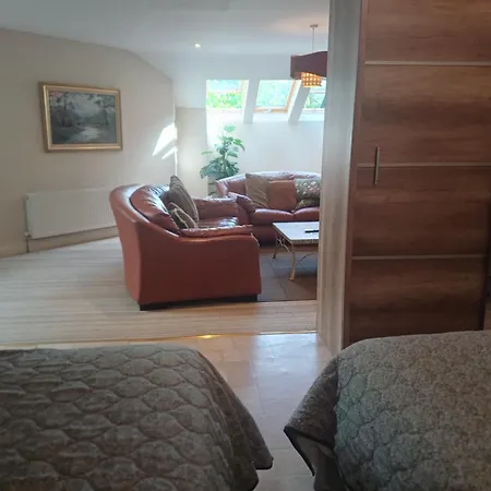 Ethan House Apartamento Killarney
