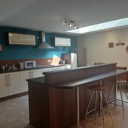Ethan House * Killarney