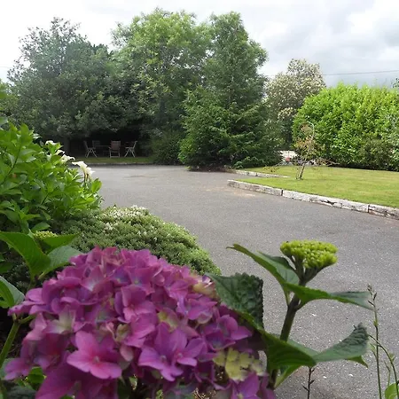 Ethan House 公寓 *