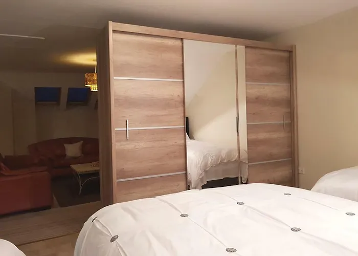 Ethan House * Килларни